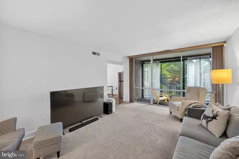 8695 Greenbelt Rd #201, Greenbelt, MD 20770