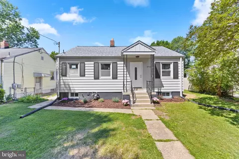 5712 30th Ave, Hyattsville, MD 20782