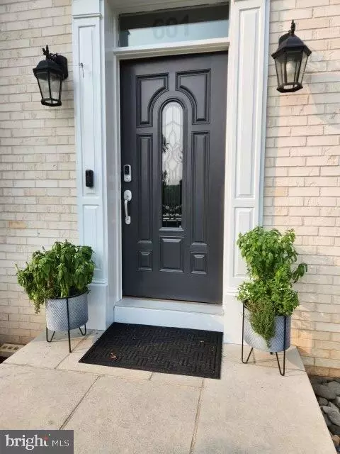 601 Leigh Way, Oxon Hill, MD 20745