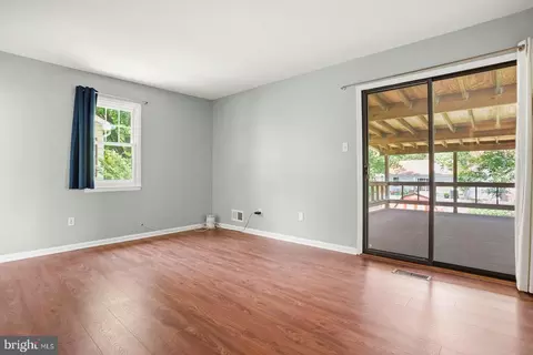 Living - 11910 Callow Ter, Laurel, MD 20708 photo 4 of 10