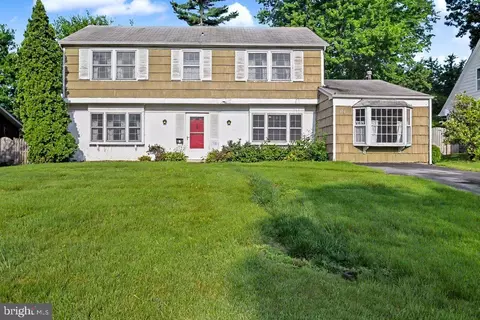 2712 Filbert Ln, Bowie, MD 20715