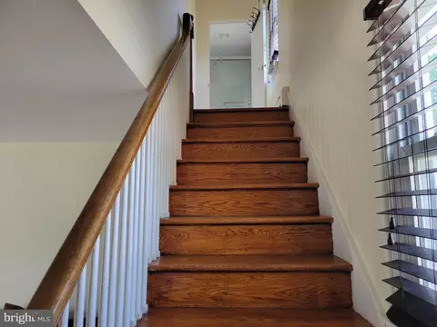 Entry Way - 329 Talbott Ave, Laurel, MD 20707 photo 3 of 6