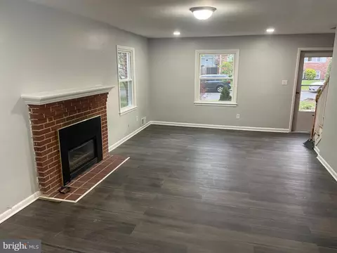 Living - 6901 100th Ave, Lanham, MD 20706 photo 1 of 1
