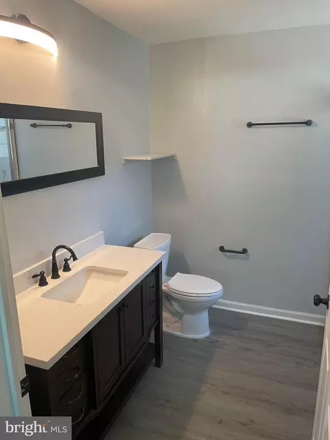 Bath - 6901 100th Ave, Lanham, MD 20706 photo 1 of 4