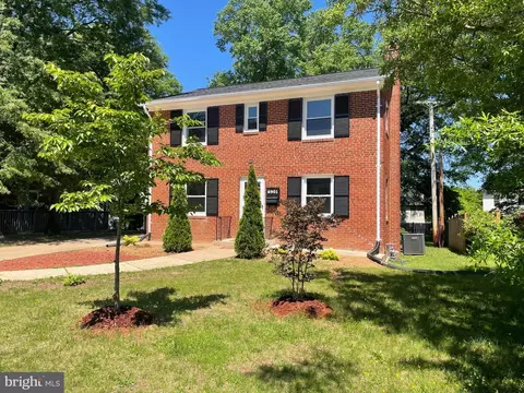 6901 100th Ave, Lanham, MD 20706