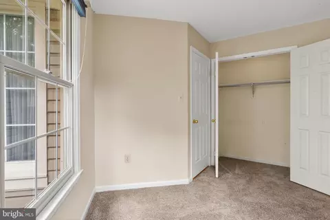 Bedroom - 9110 Tallfield Ct, Lanham, MD 20706 photo 3 of 4