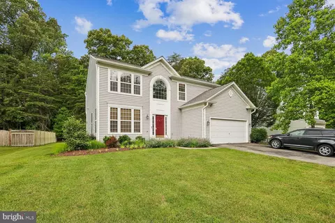 8006 Oat Chase Ln, Bowie, MD 20715