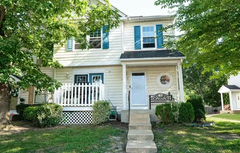 16117 Brookmead Ct, Marlboro, MD 20772