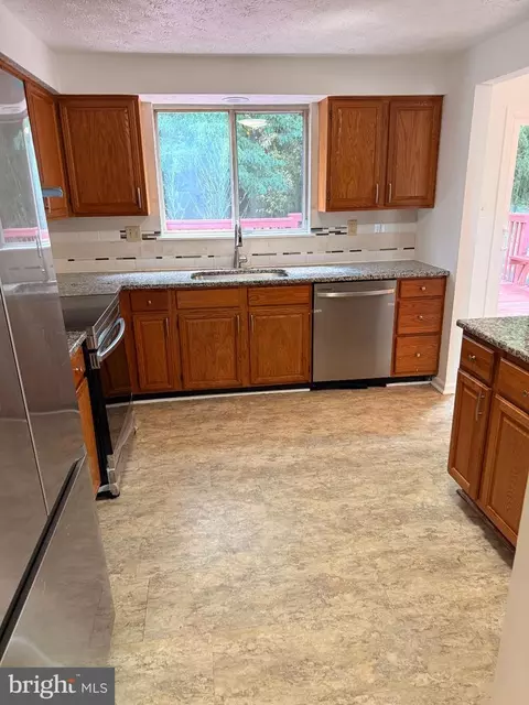 Kitchen - 13514 Steeplechase Dr, Bowie, MD 20715 photo 2 of 3