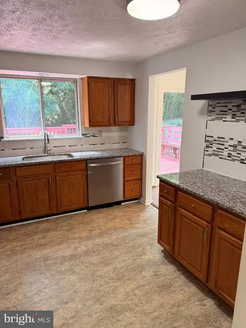 Kitchen - 13514 Steeplechase Dr, Bowie, MD 20715 photo 3 of 3