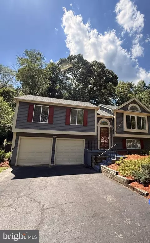 Exterior - 13514 Steeplechase Dr, Bowie, MD 20715 photo 8 of 9