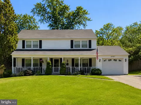 2727 Keystone Ln, Bowie, MD 20715