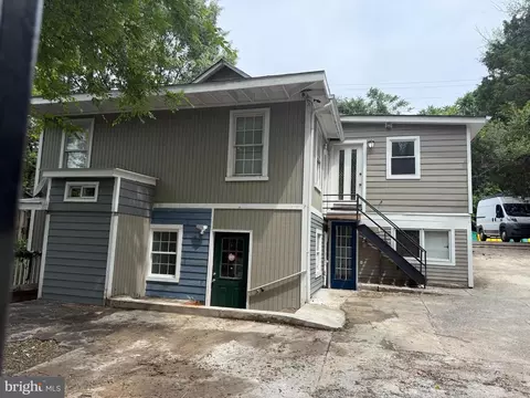 5005 Quincy St, Bladensburg, MD 20710