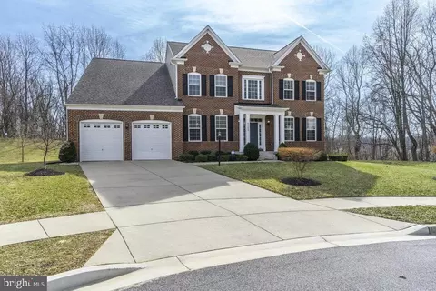 5108 Kennington Ct, Marlboro, MD 20772