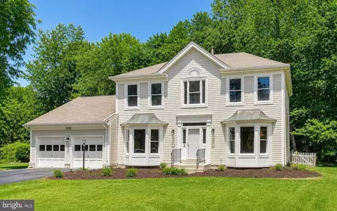 16318 Banbury Ln, Bowie, MD 20715