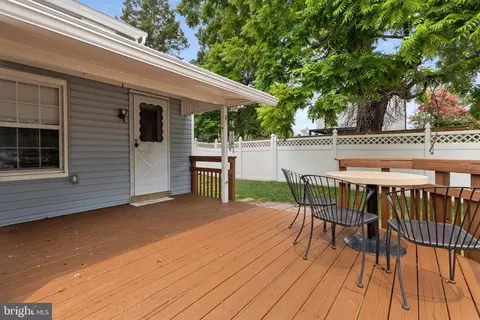 702 4th St, Laurel, MD 20707 photo 6