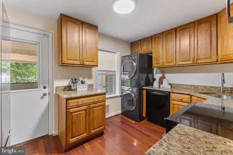 702 4th St, Laurel, MD 20707 photo 9
