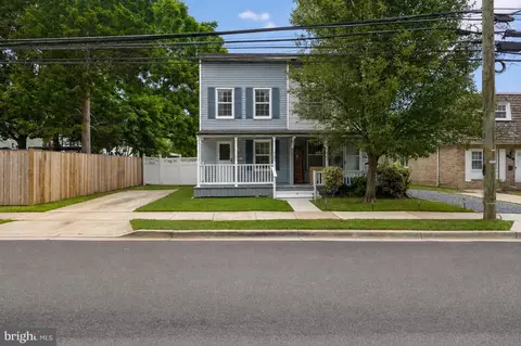 702 4th St, Laurel, MD 20707 photo 3
