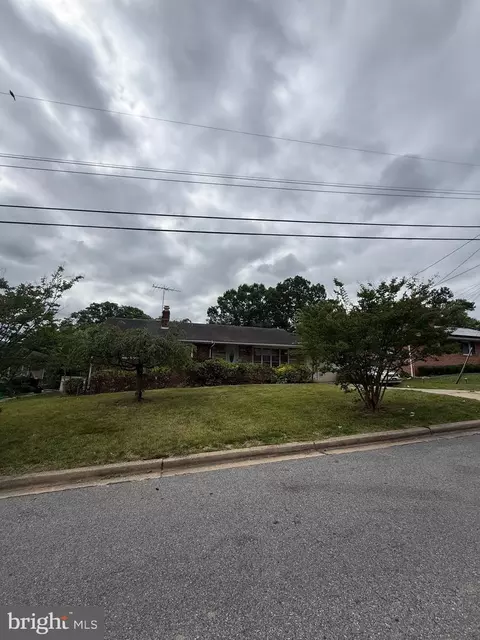 3413 Dunnington Rd, Beltsville, MD 20705