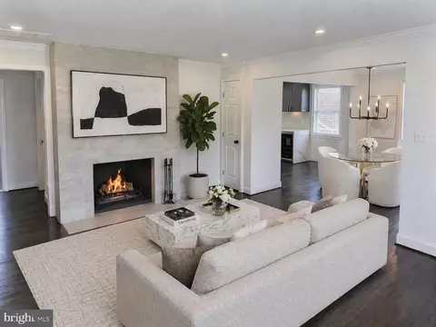 2913 Fairlawn St, Temple Hills, MD 20748