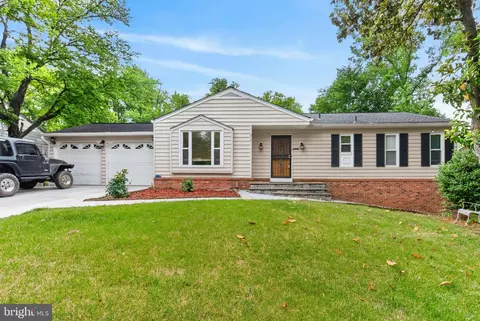 814 Stag Way, Fort Washington, MD 20744