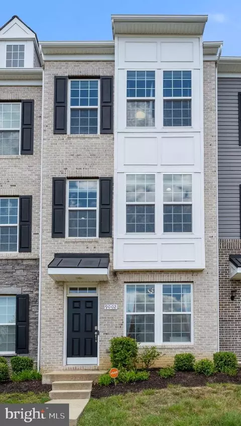 9002 Fox Stream Way, Marlboro, MD 20772