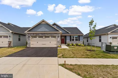8304 Sage Flower Ave, Brandywine, MD 20613