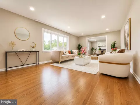 Living - 11102 Hudee Ct, Bowie, MD 20721 photo 1 of 5