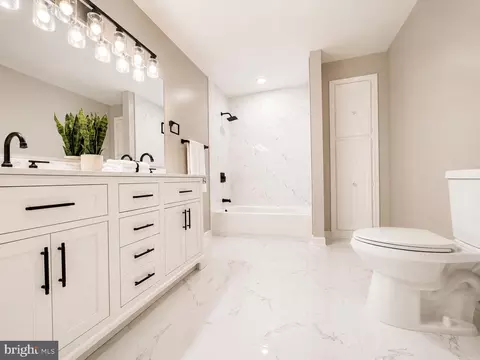 Bath - 11102 Hudee Ct, Bowie, MD 20721 photo 3 of 6