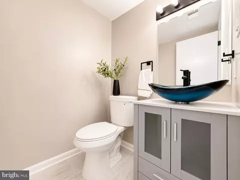 Bath - 11102 Hudee Ct, Bowie, MD 20721 photo 5 of 6