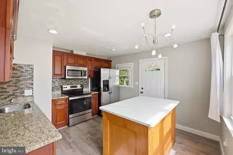 715 Opus Ave, Capitol Heights, MD 20743 photo 7