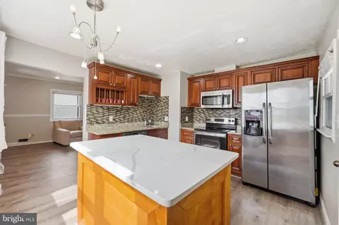 715 Opus Ave, Capitol Heights, MD 20743 photo 10
