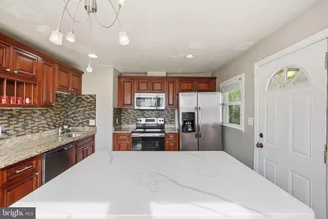 715 Opus Ave, Capitol Heights, MD 20743 photo 8