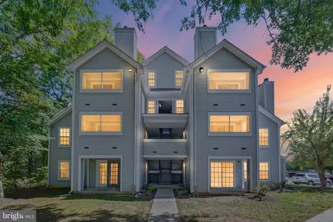13550 Lord Sterling Pl #9-2, Marlboro, MD 20772