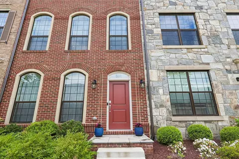 606 Skiff Way, Oxon Hill, MD 20745