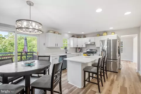 7116 Starboard Dr, District Heights, MD 20747