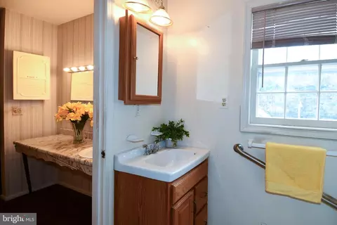 Bath - 1030 Kings Tree Dr, Bowie, MD 20721 photo 5 of 6