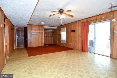 Living - 1030 Kings Tree Dr, Bowie, MD 20721 photo 8 of 8