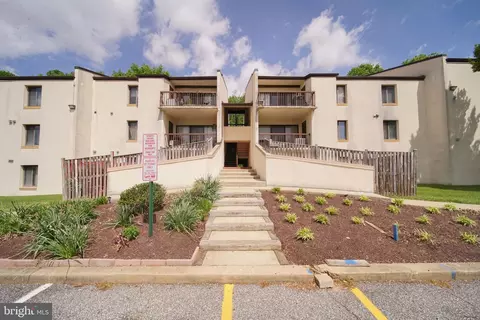 10106 Campus Way S #102-3B, Marlboro, MD 20774