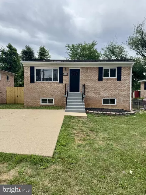 6615 Valley Park Rd, Capitol Heights, MD 20743