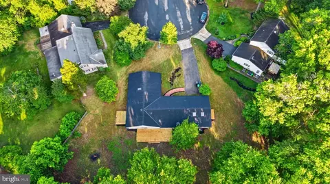 View/Area - 9200 Pleasant Ct, Laurel, MD 20708 photo 2 of 2