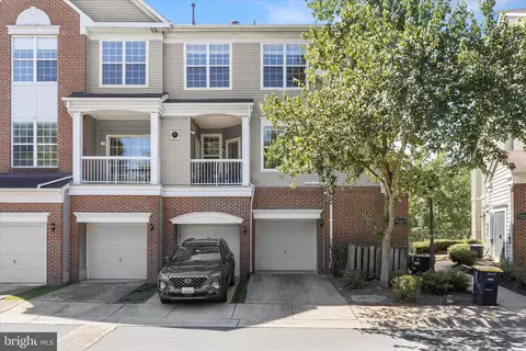 14705 Hampshire Hall Ct #203, Marlboro, MD 20772