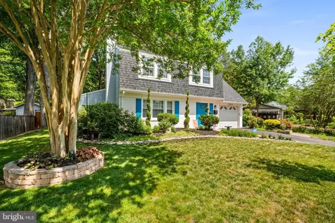 15612 Peach Walker Dr, Bowie, MD 20716