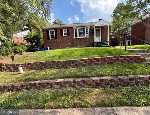5015 Muskogee St, College Park, MD 20740