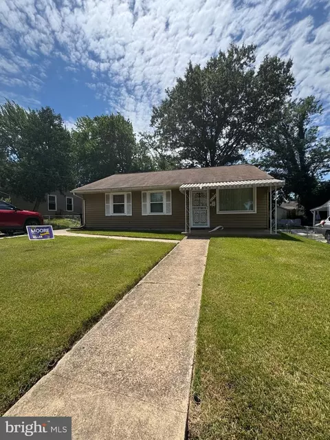 1105 Wentworth Dr, Oxon Hill, MD 20745