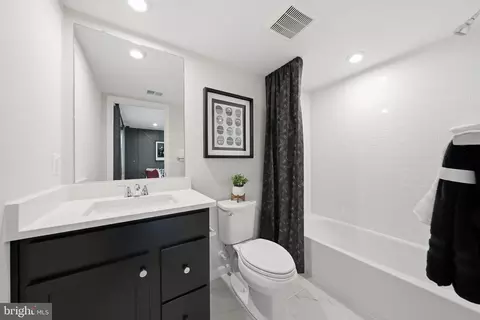 Bath - 7513 Braun St, Laurel, MD 20707 photo 1 of 2