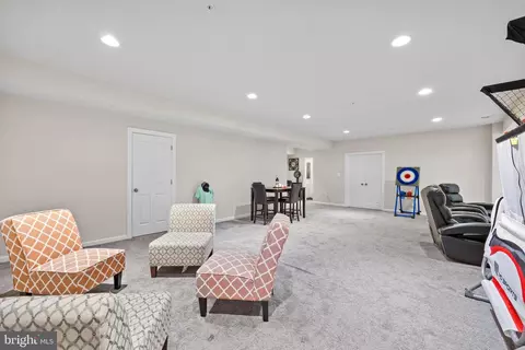 Entry Way - 6102 Oglethorpe Mill Dr, Brandywine, MD 20613 photo 9 of 9