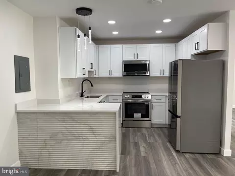 3811 Swann Rd #202, Suitland, MD 20746