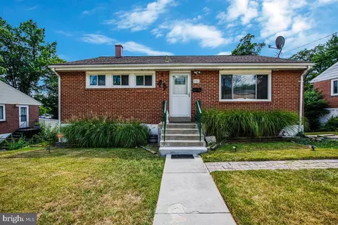 4702 66th Pl, Hyattsville, MD 20784