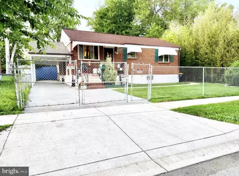 2420 Hannon St, Hyattsville, MD 20783